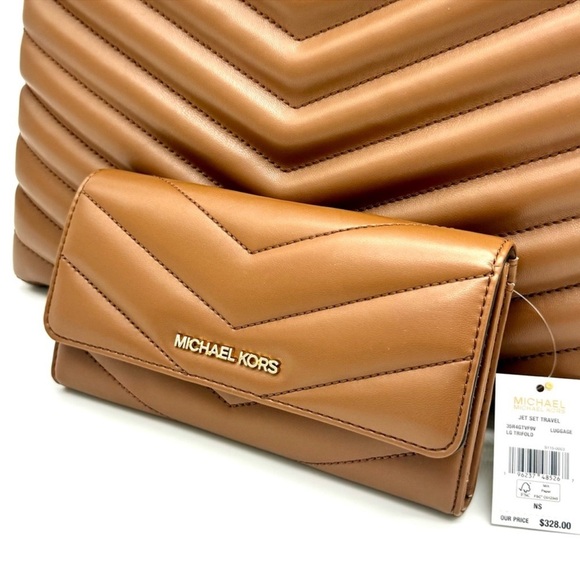 Michael Kors Whitney Medium Quilted Tote Bag & Large Trifold Wallet Luggage - Picture 11 of 13